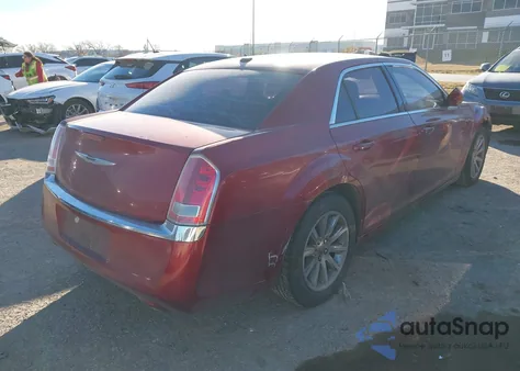 2014 Chrysler 300 z USA, uszkodzony, nr VIN 2C3CCAAG8EH189123